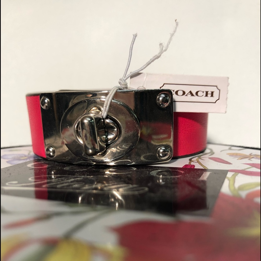 Coach Bracelet - Picture 2 of 2